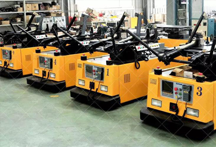 工業(yè)機(jī)器人AVG